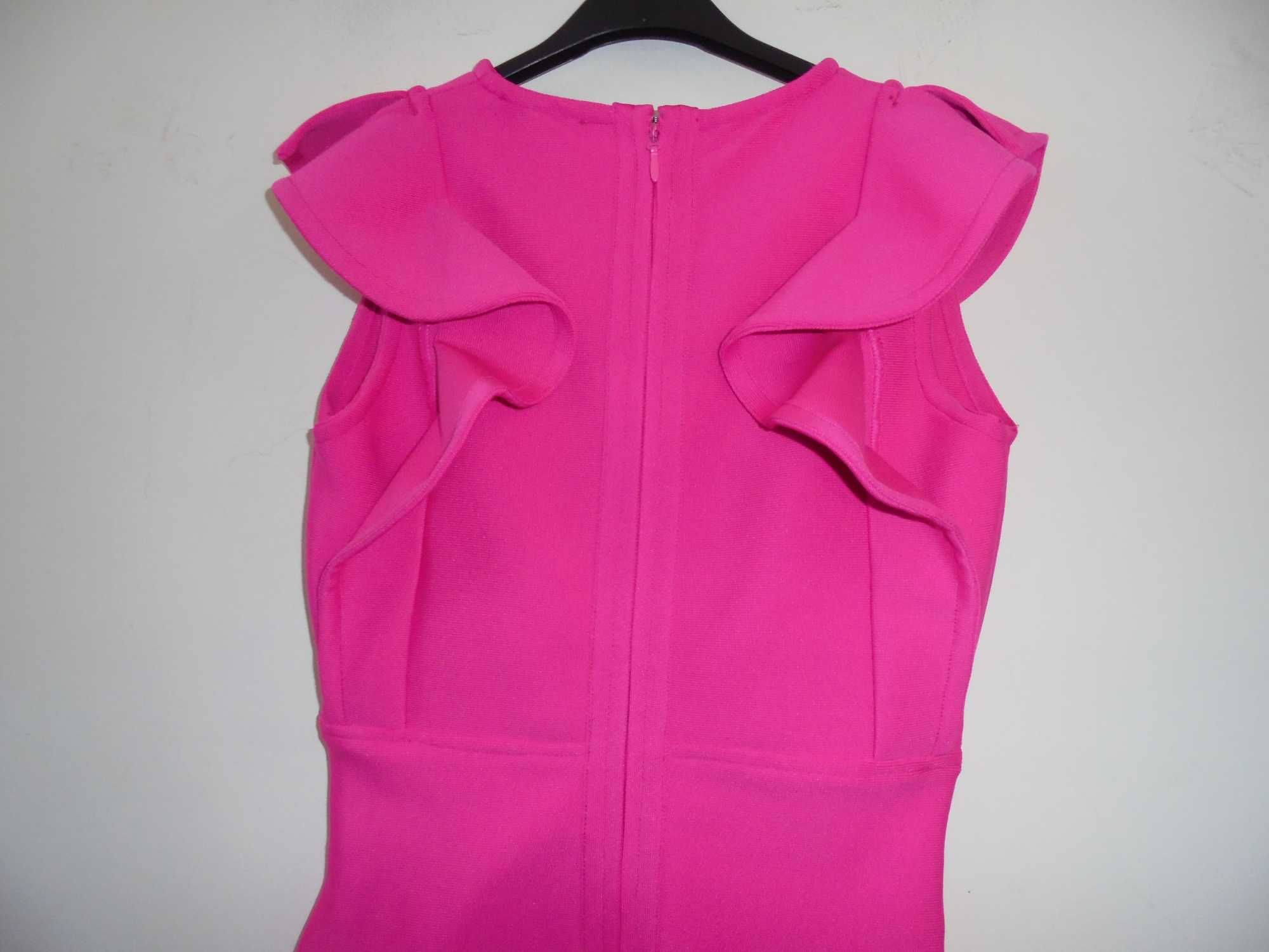 vestido de mulher cor de rosa