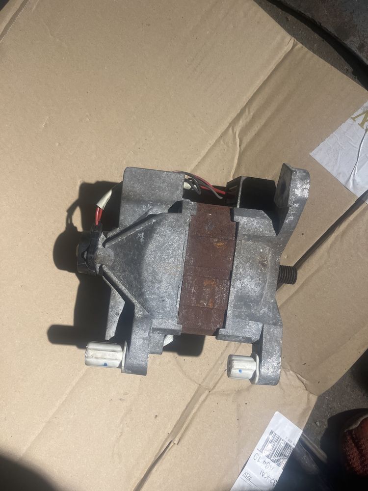 Silnik do pralki Welling HXGN1L.71