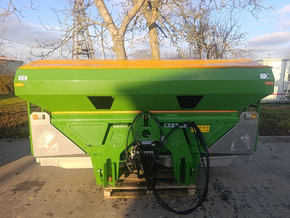 Rozsiewacz Amazone ZAM 4200 ultra hydro