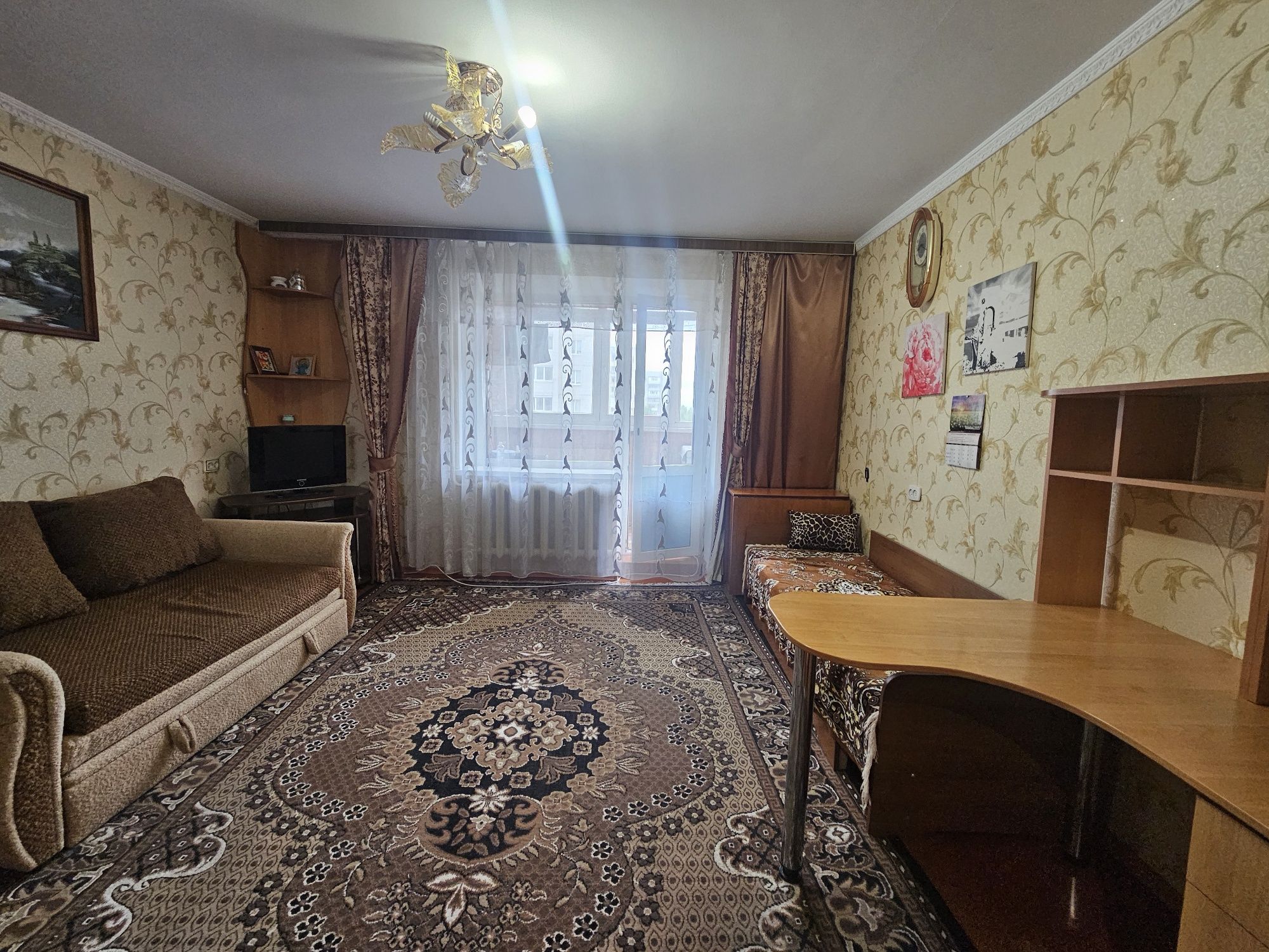 Оренда двухкімнатної квартири на Крошні