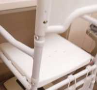 Super lekkie stabilne krzesło prysznicowe aluminiowe Vermeiren LALY