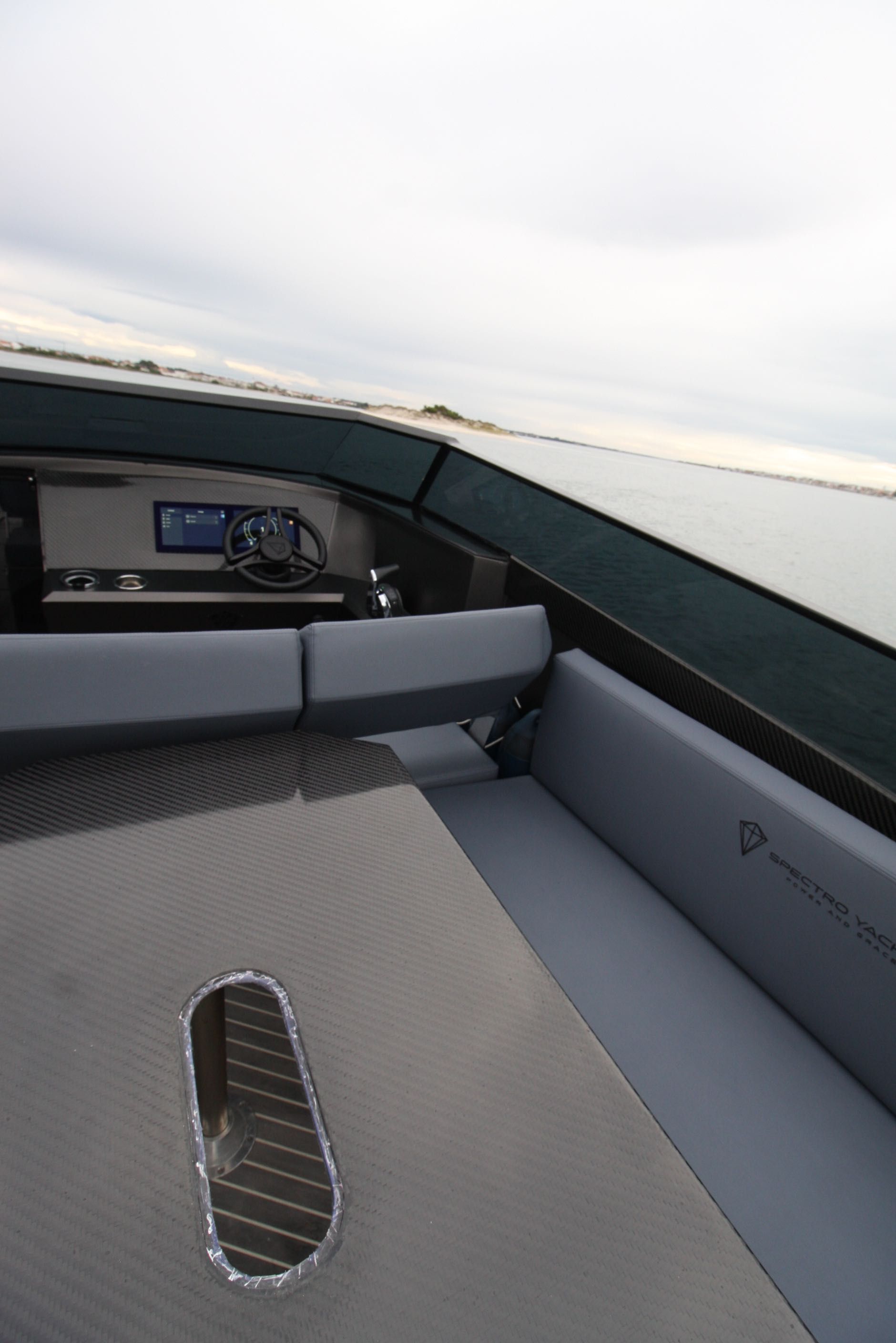 SP27 Spectro Yachts – Custom Made | 300HP Mercury Verado