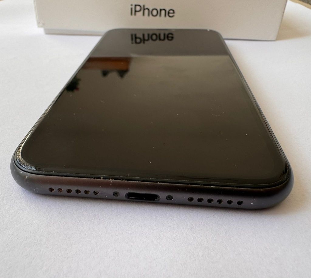 Smartphone Apple -  iPhone 11 64 GB