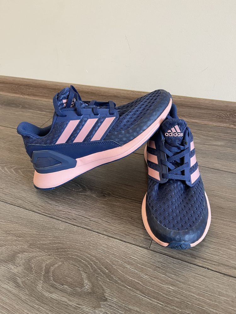 Adidas. Cloudfoam, run, tenis