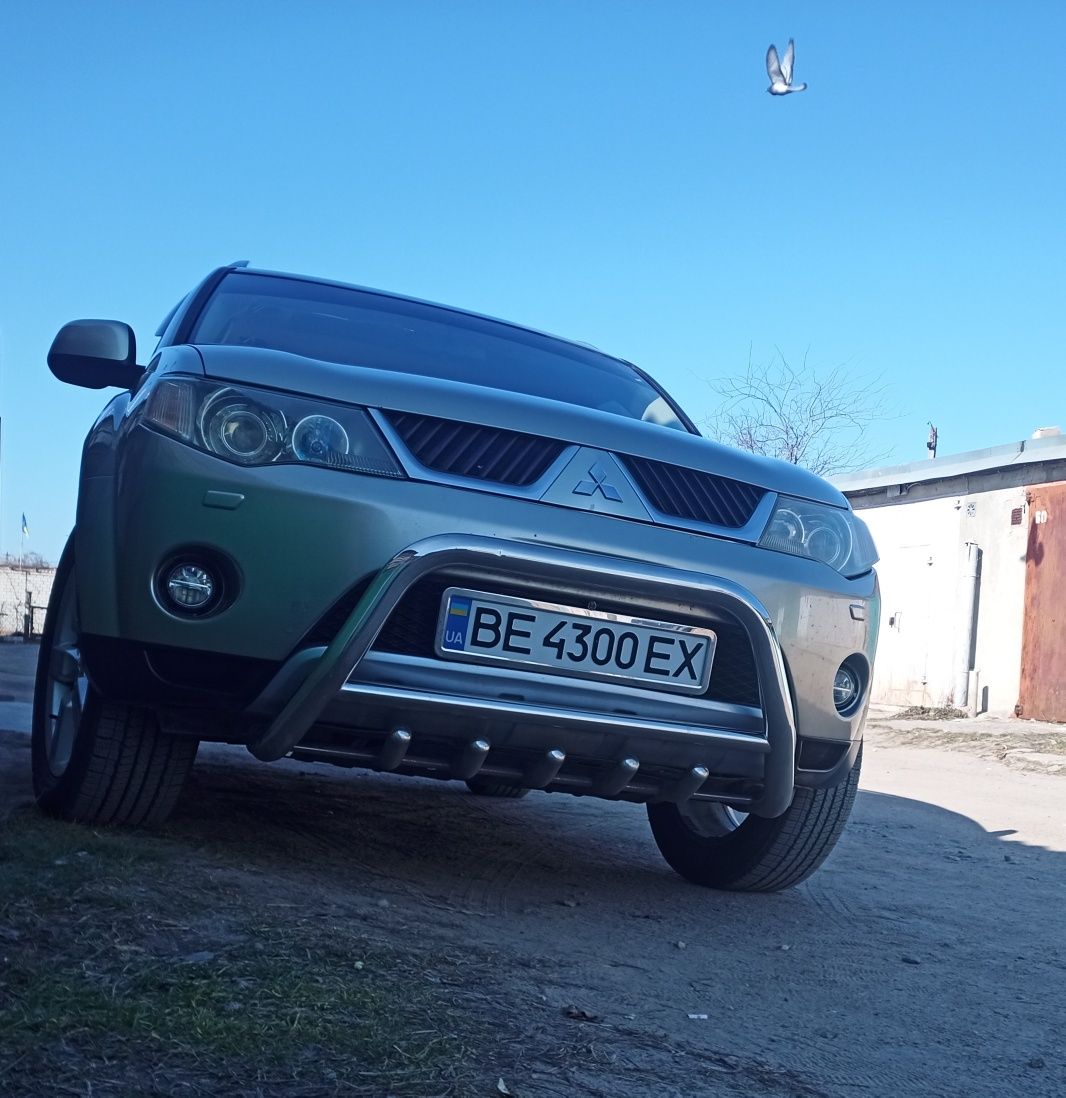 Терміново Продам Mitsubishi Outlander XL Limited edition