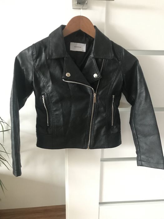 Kurtka dziecieca 134 Reserved  czarna wiosna jesien czarna