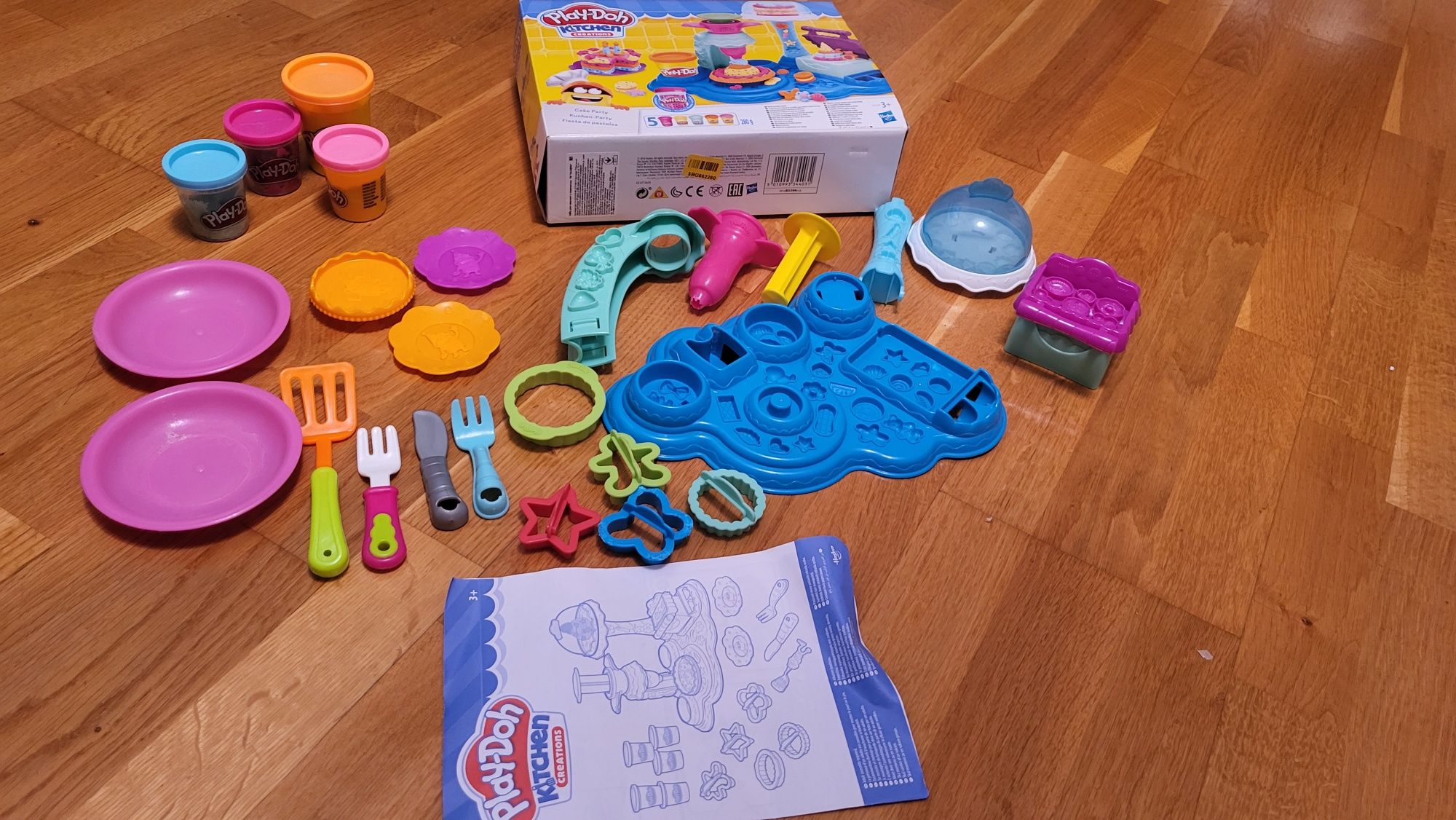 Ігровий набір Play-Doh Солодка вечірка