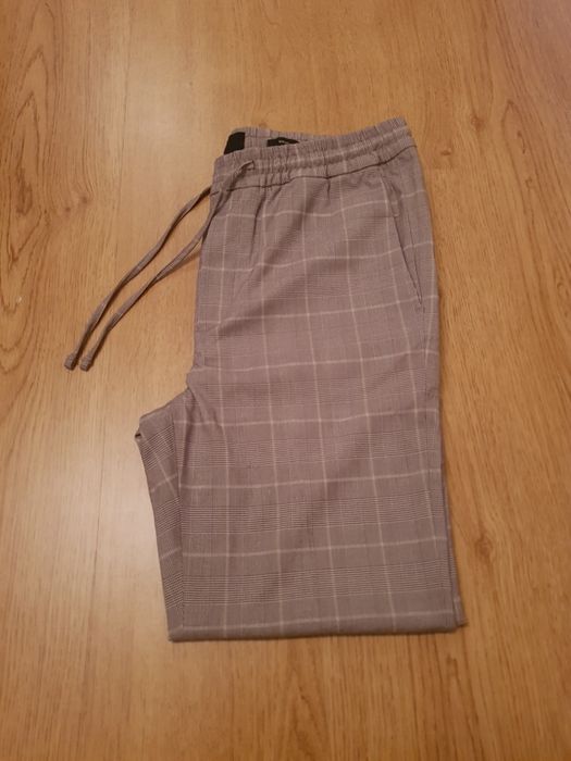 Calça clássica H&M