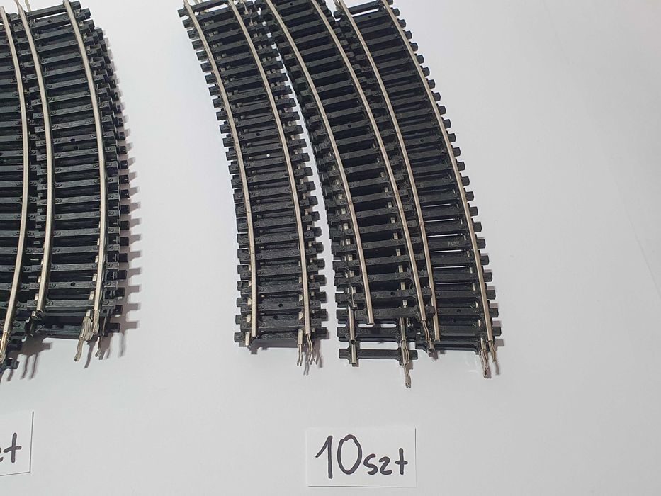 Tory kolejowe PIKO skala 1/87 HO -28szt luki i proste jak nowe NRD DDR