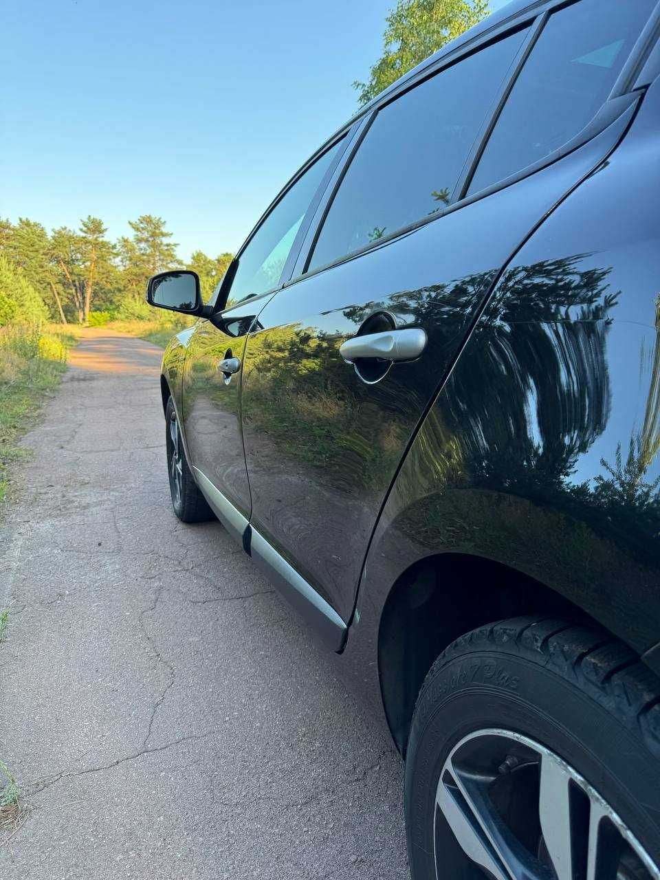 Renault Megane 2011 BOSE