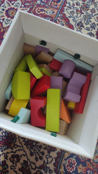 Продам дитячий конструктор