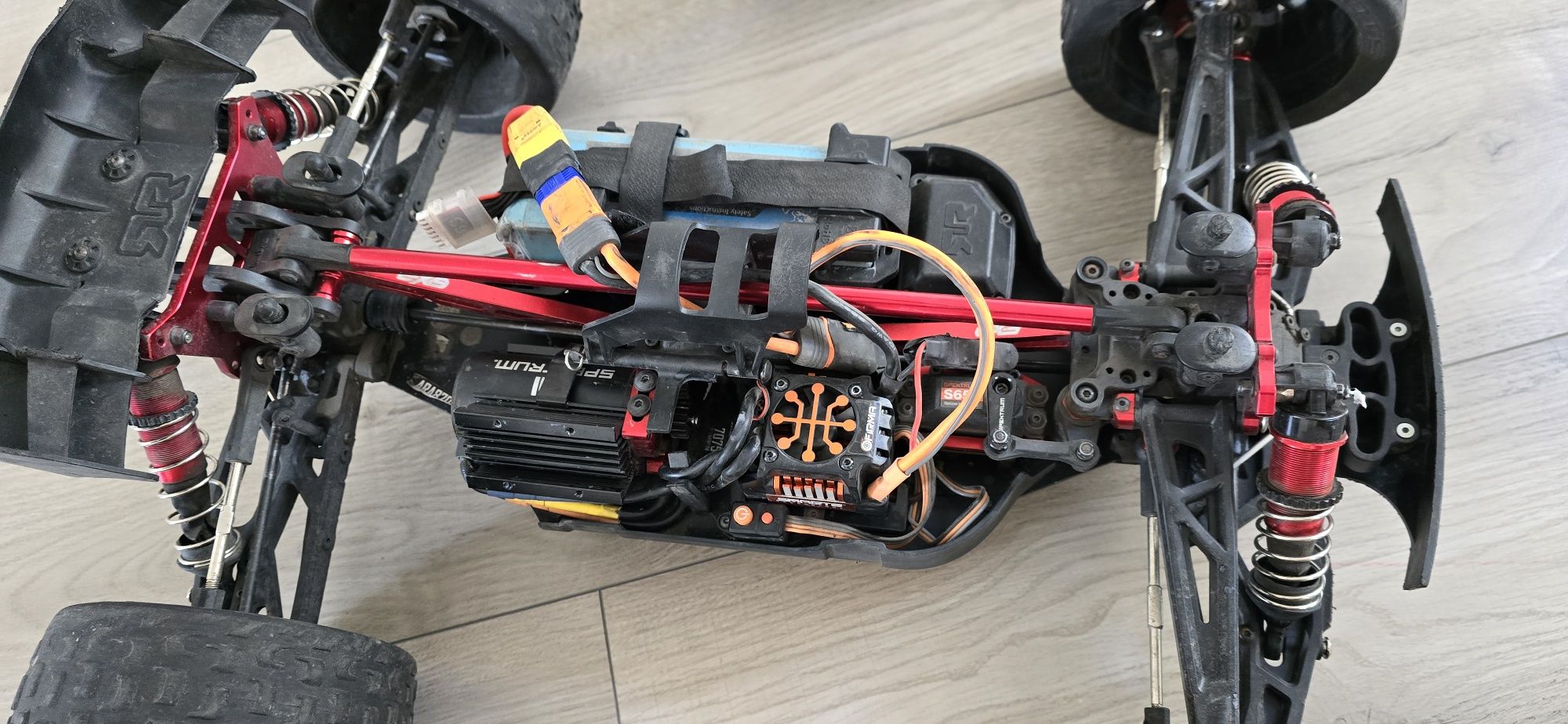 RC  Arrma Talion 6S BLX 1:8 4WD RTR wzmocniona konstrukcja