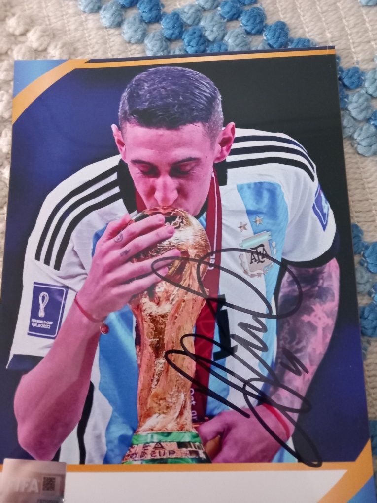 Di maria autografo pavlidis otamendi