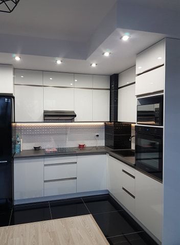 Meble na wymiar : KUCHNIE, SZAFY, KOMODY