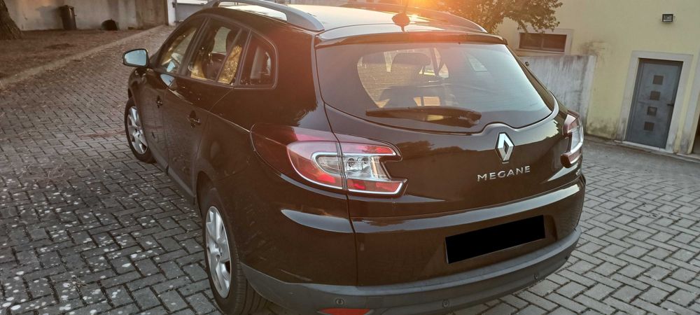 Renault Megane 3 1.5dci 110cv - Caixa Automatica