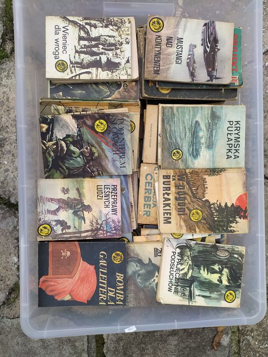 Żółty tygrys. Kolekcja 10.sztuk. 5 zł sztuka.PRL.Starocie.Retro..