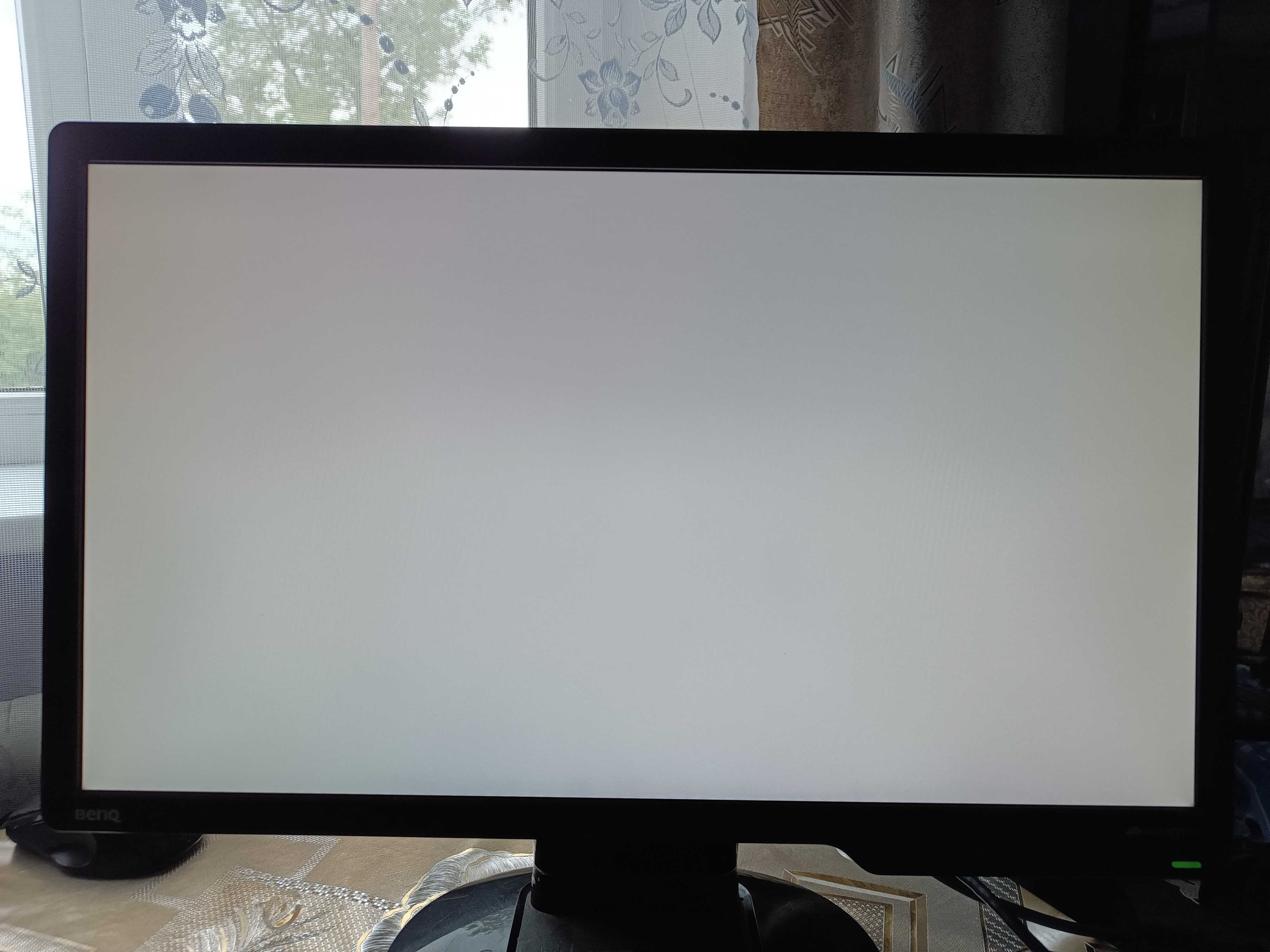 Монитор BenQ G2222HDL 21.5" 1920x1080 TN DVI VGA