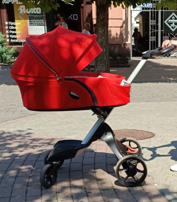 Коляска Stokke V6