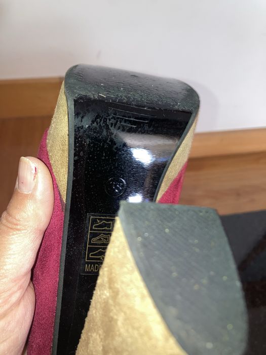 Sapatos compensados
