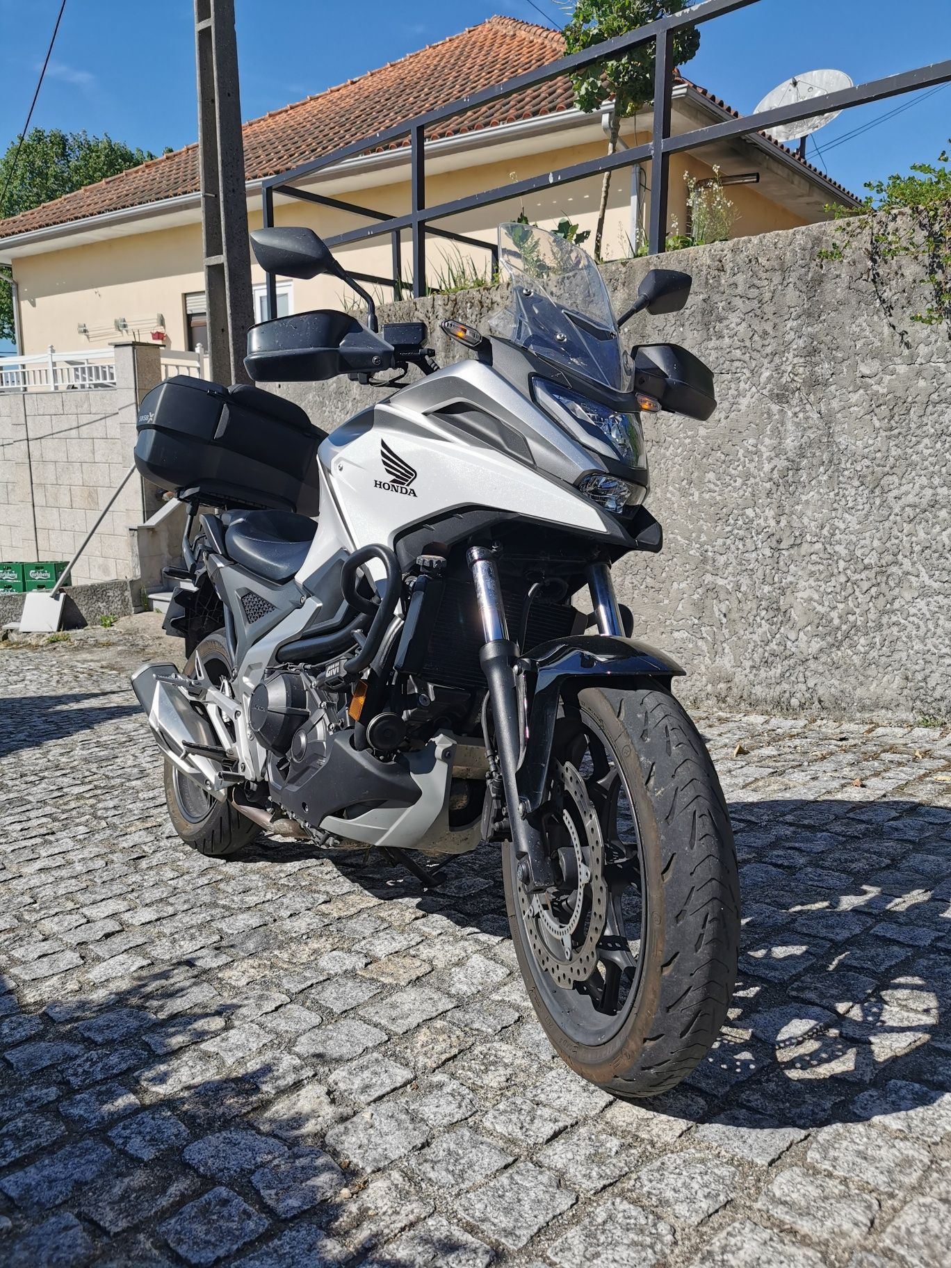 Honda NC750X em excelente estado