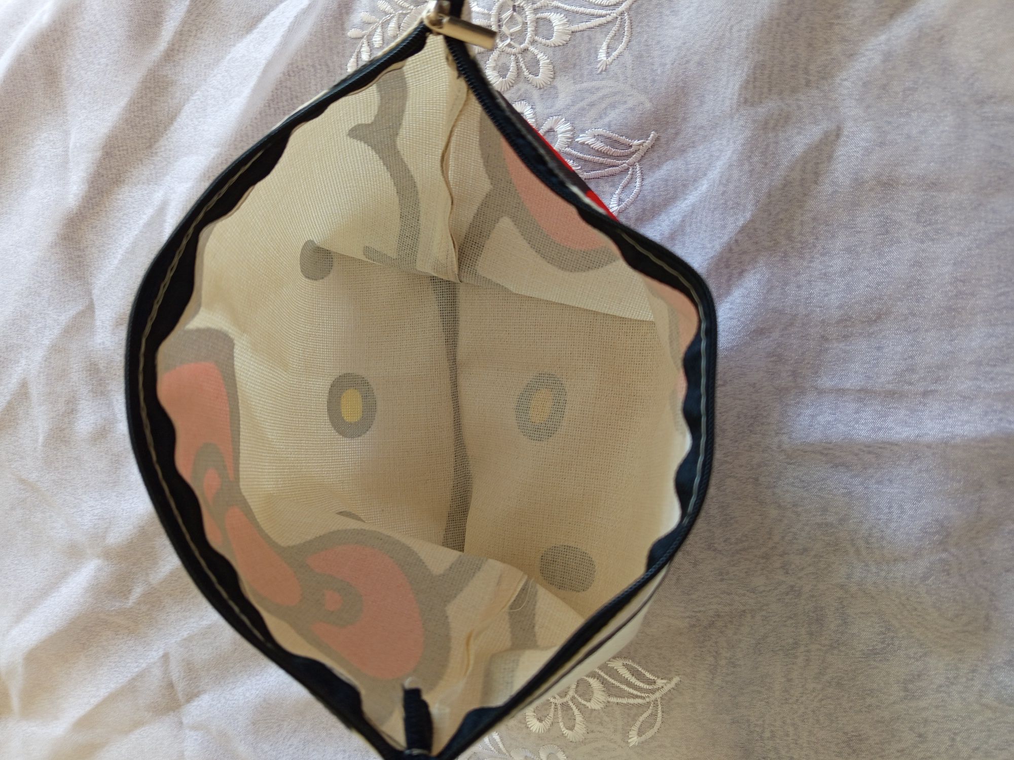 Bolsa de hello Kitty.