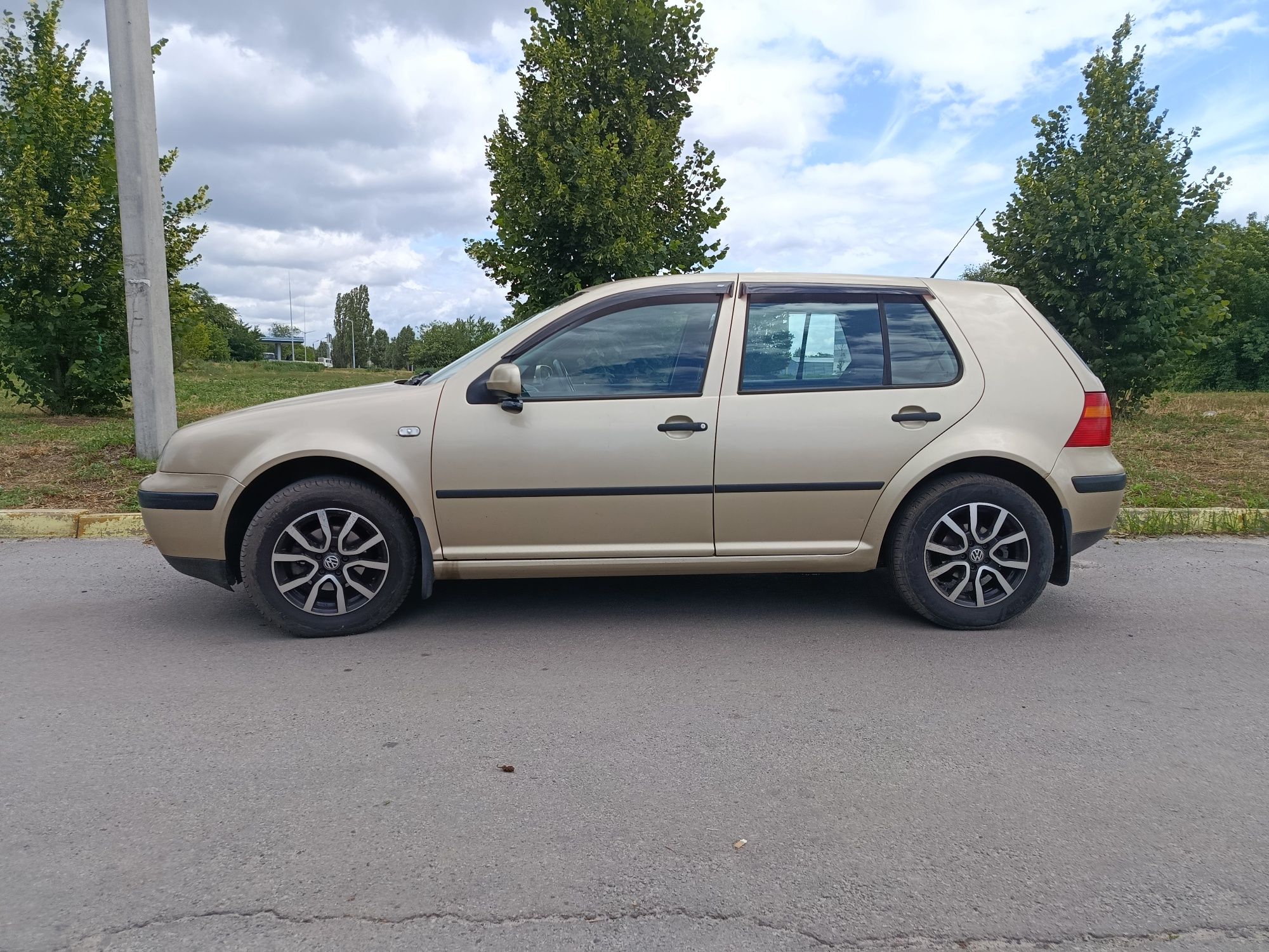 Volkswagen golf 4