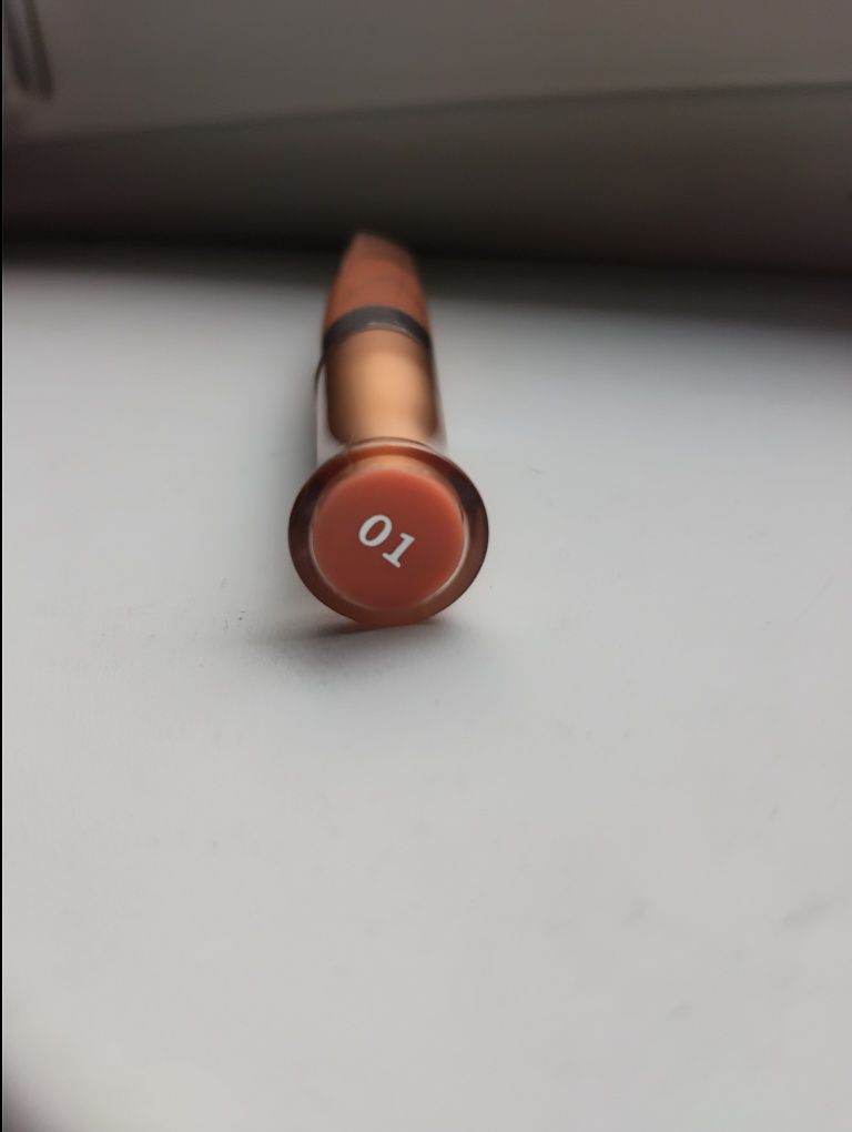Bourjois sweet kiss błyszczyk sand-sation 01