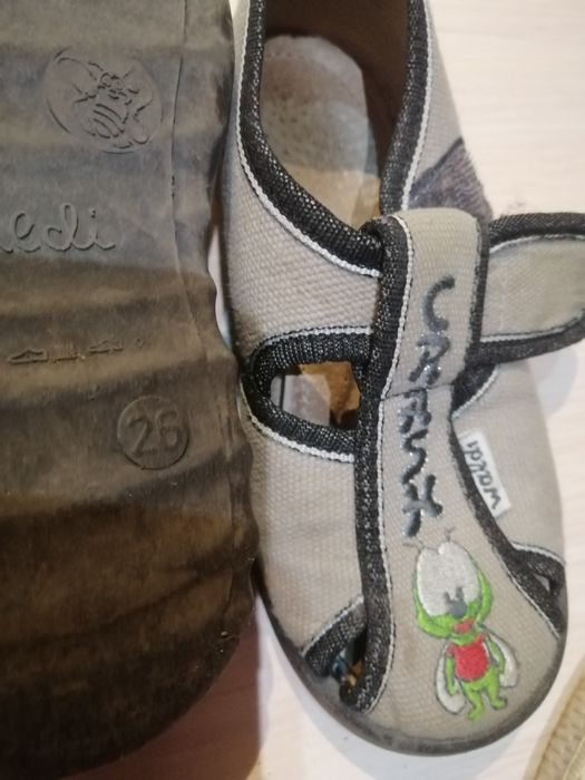 Дитячі кросівки оригінал puma, крокси, тапки валді