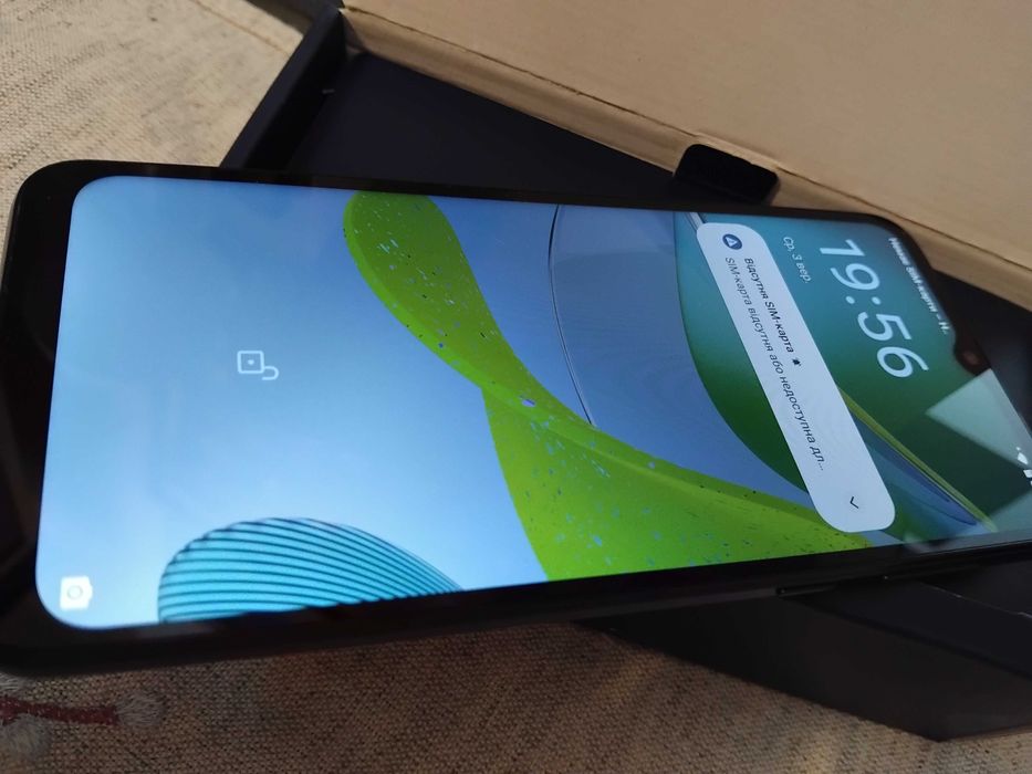 Motorola Moto E13 128 ГБ / 8 ГБ Cosmic Black новий офіциал АЛЛО