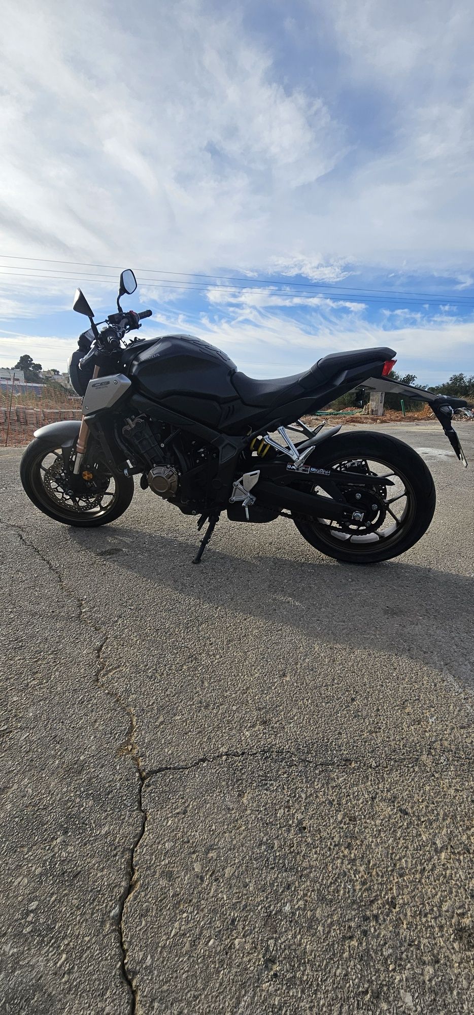 Honda cb650r 2021