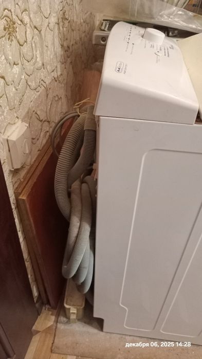 Пральня машина WHIRPOOL