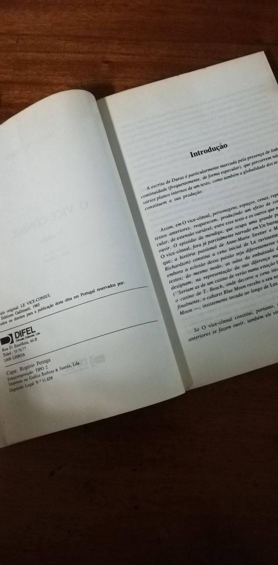 Livro O Vice-Cônsul Marguerite duras