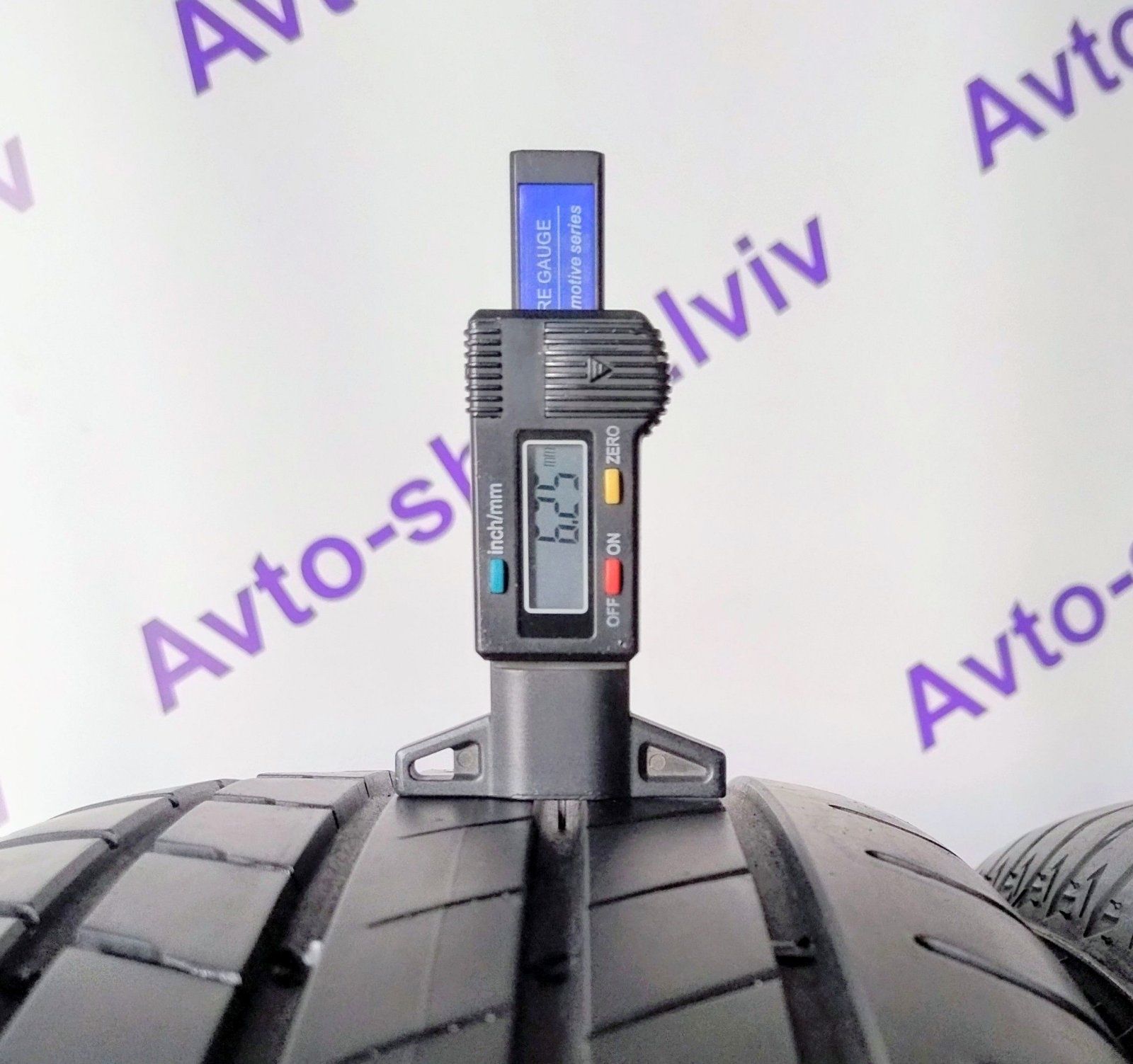 Шини літні R18 225/60 Bridgestone Alenza 001