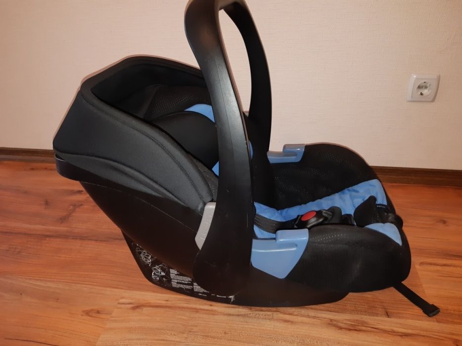 Автокресло Recaro Privia 0+