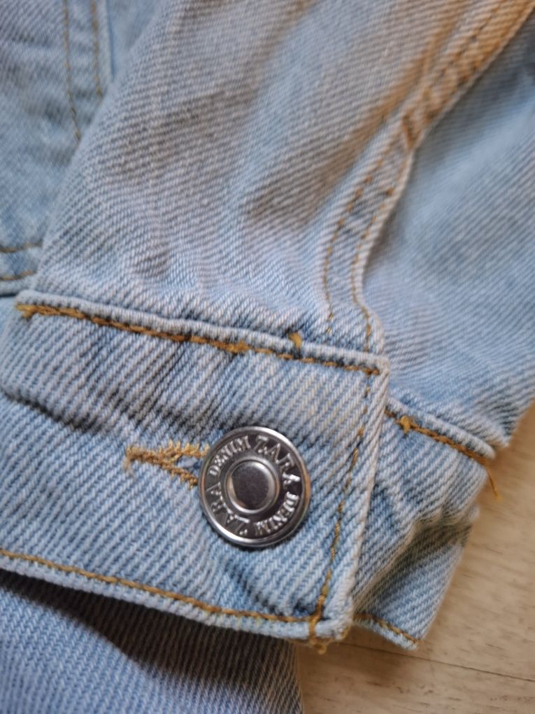 Джинсова курточка zara 4-5 років 110