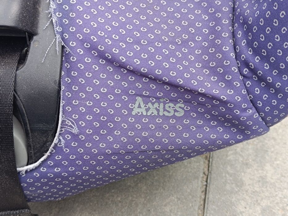 Fotelik dziecięcy samochodowy Maxi Cosi Axiss 9-18 kg - obrotowy
