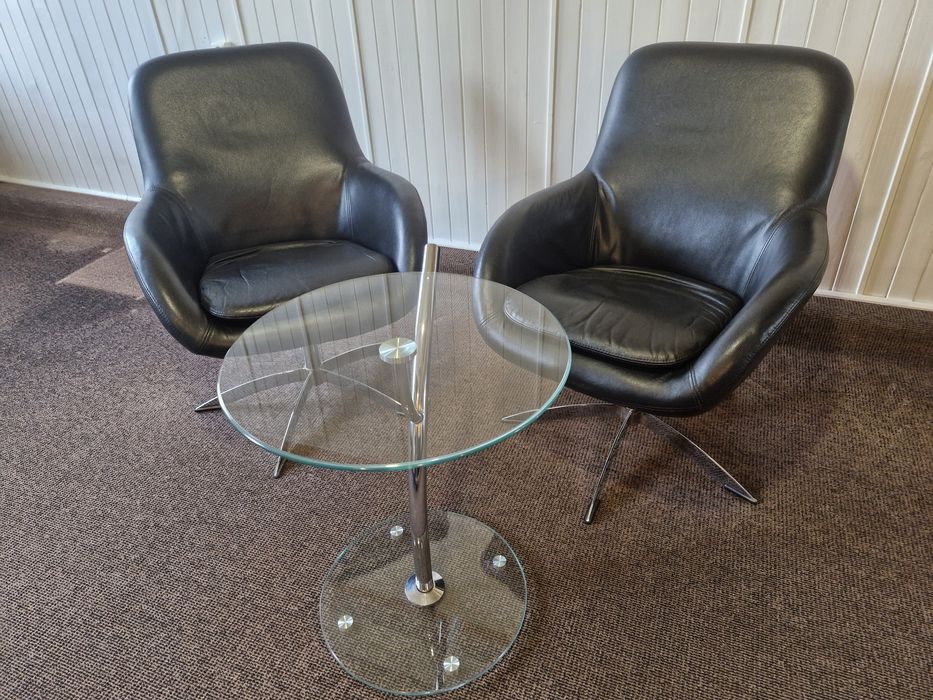 Fotele kubełkowe Hjort Knudsen czarne skóra