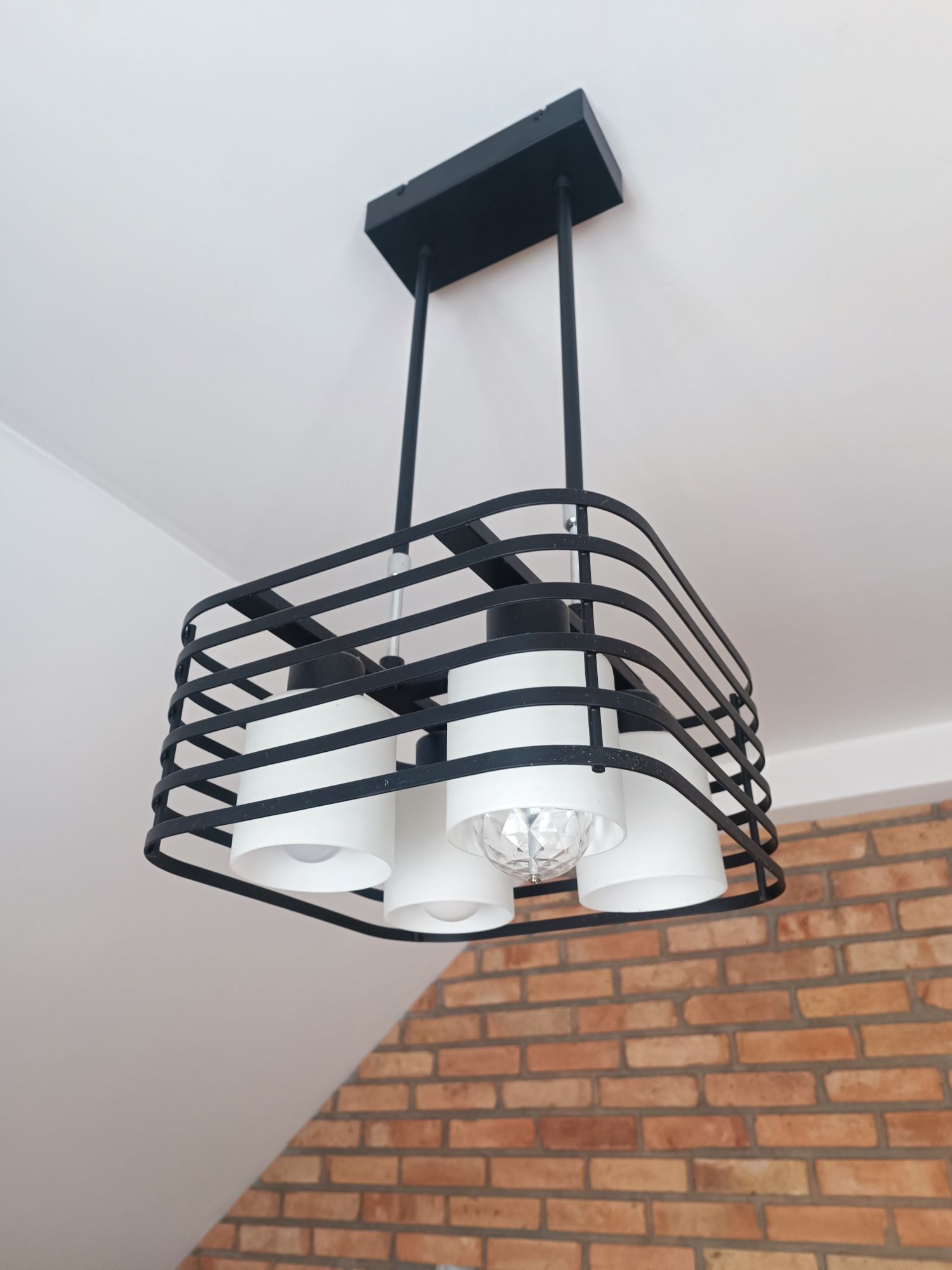 Lampa sufitowa w stylu loft