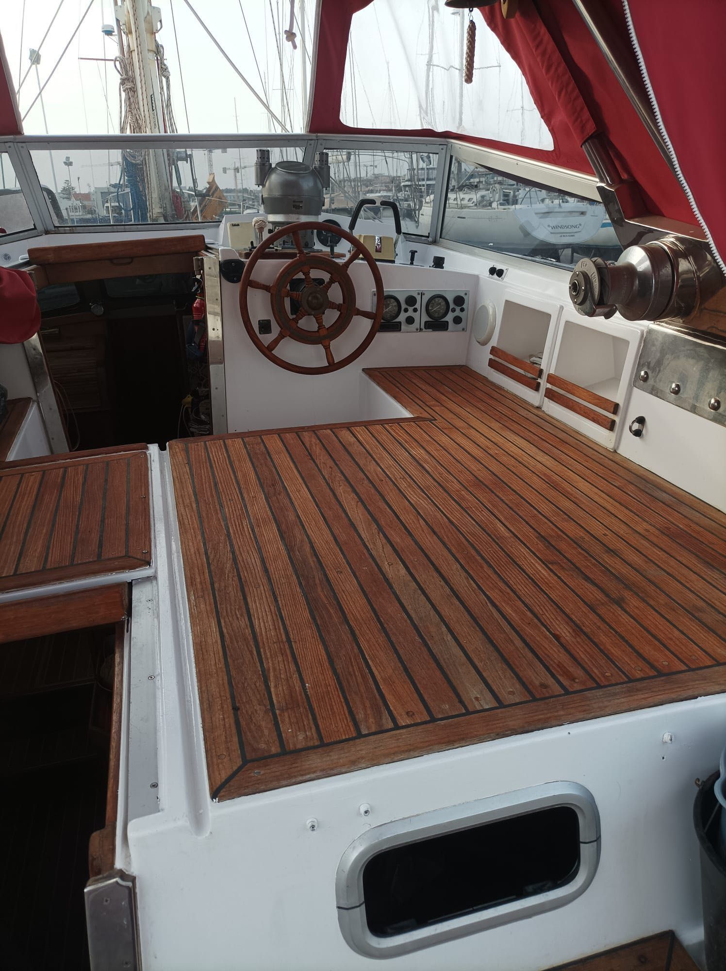 Veleiro Trident Voyager 40