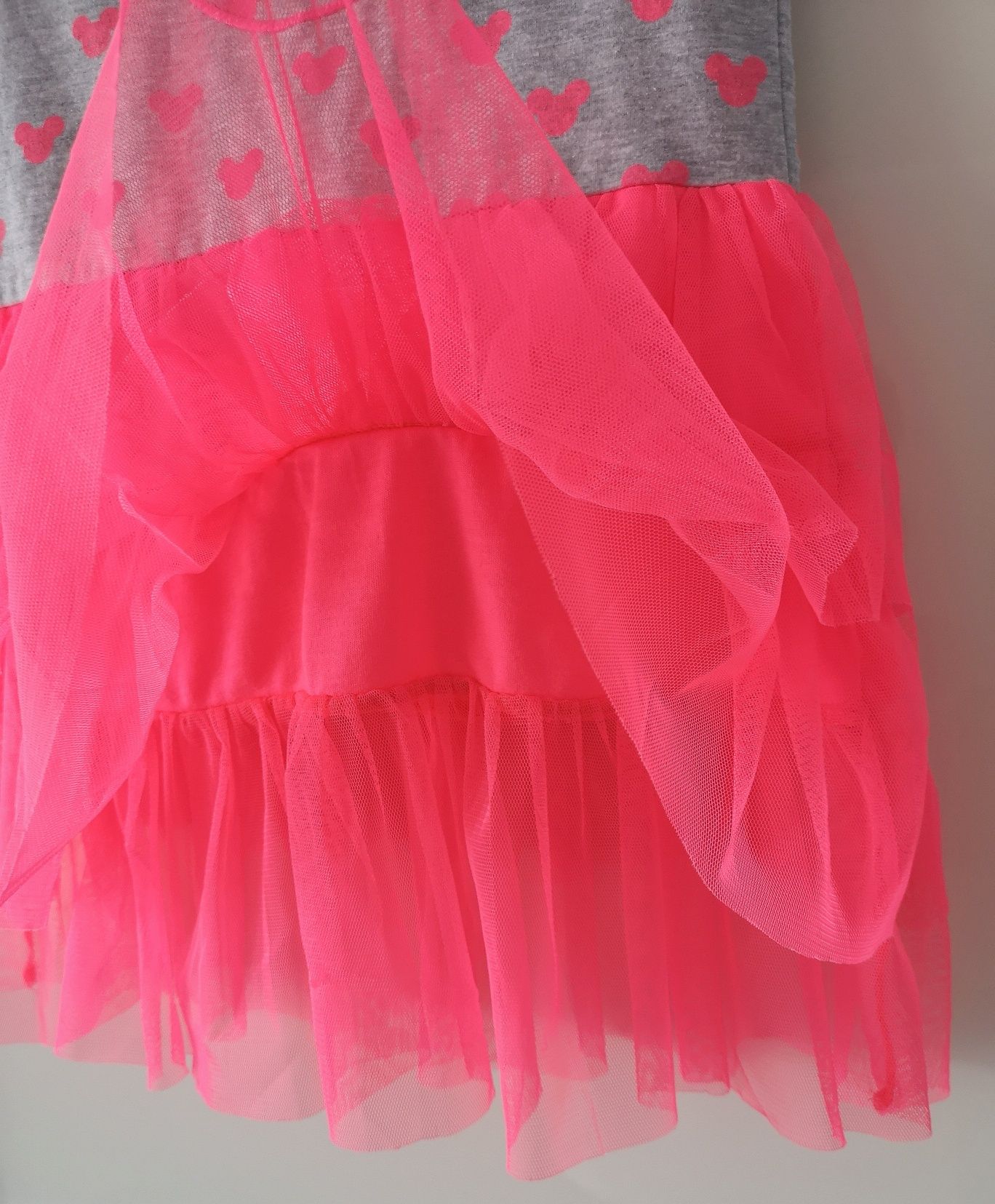 Sukienka neon z Minie Mouse lato r. 128 komunia, wesele