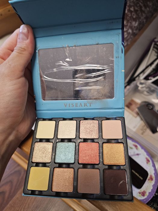 Продам брендовую палетку