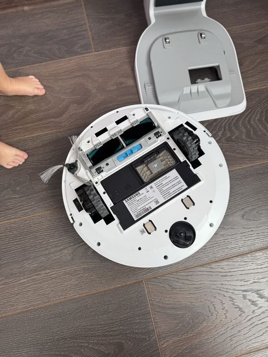 Стан нового Робот-пилосос Samsung Bespoke Jet Bot+ VR30T85513W/UK