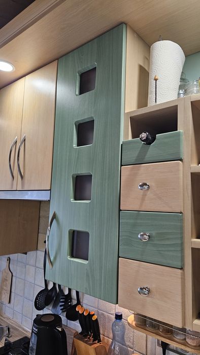 Zestaw mebli kuchennych 210 + płyta gazowa + piekarnik