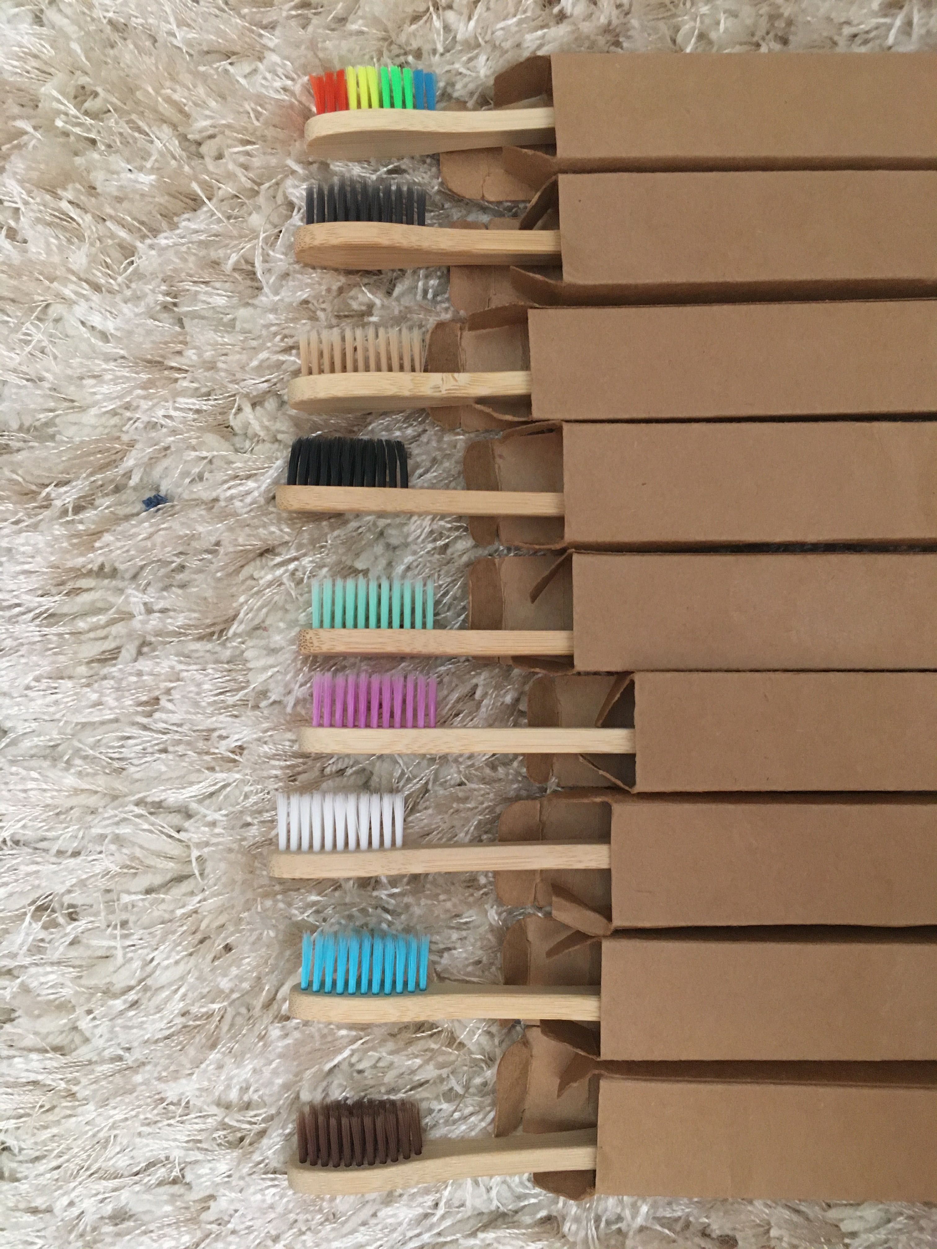 Escova dentes bambu