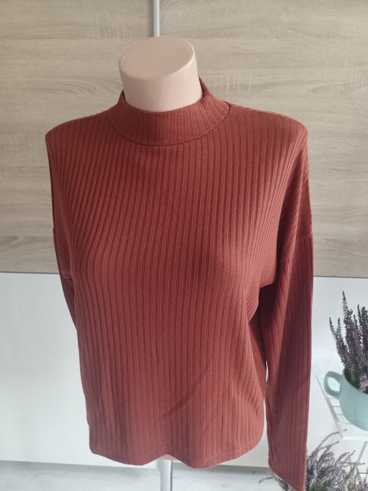 Półgolf damski Stradivarius