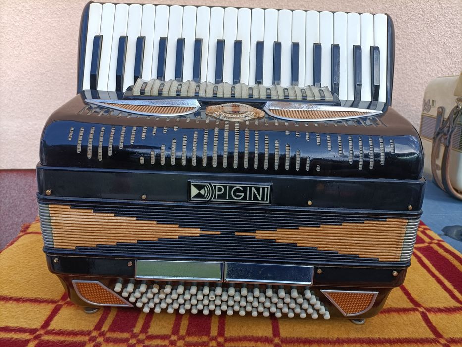 Akordeon włoski Pigini