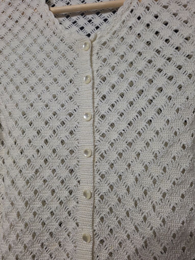 Sweter hand made na szydełku, nowy, ażurowy, ecrue rozm. S/M