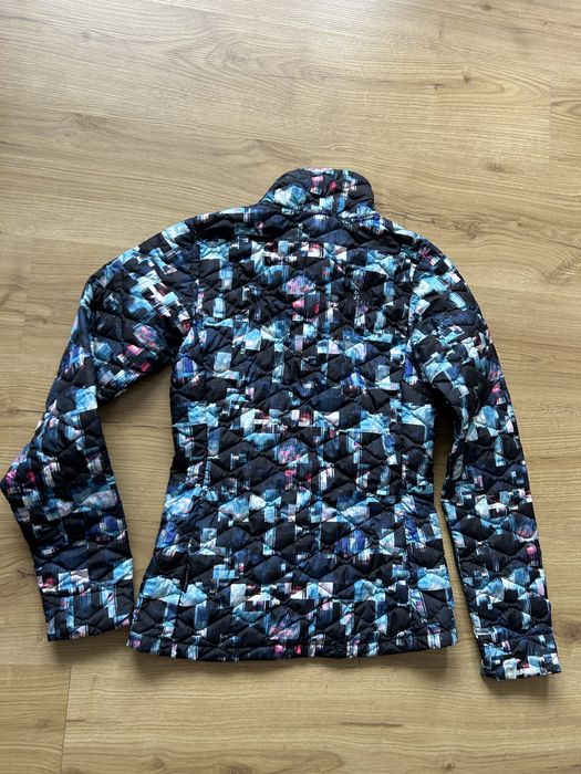 Жіноча куртка вітровка The north face