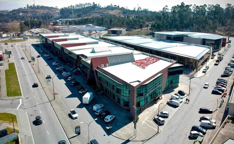 Loja para arrendar no Centro Comercial Domóvel