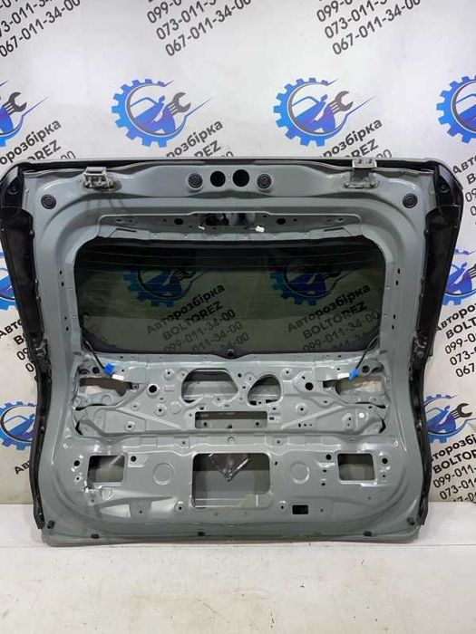 Ляда кришка багажника RAV4 2018+/задня ляда рав4